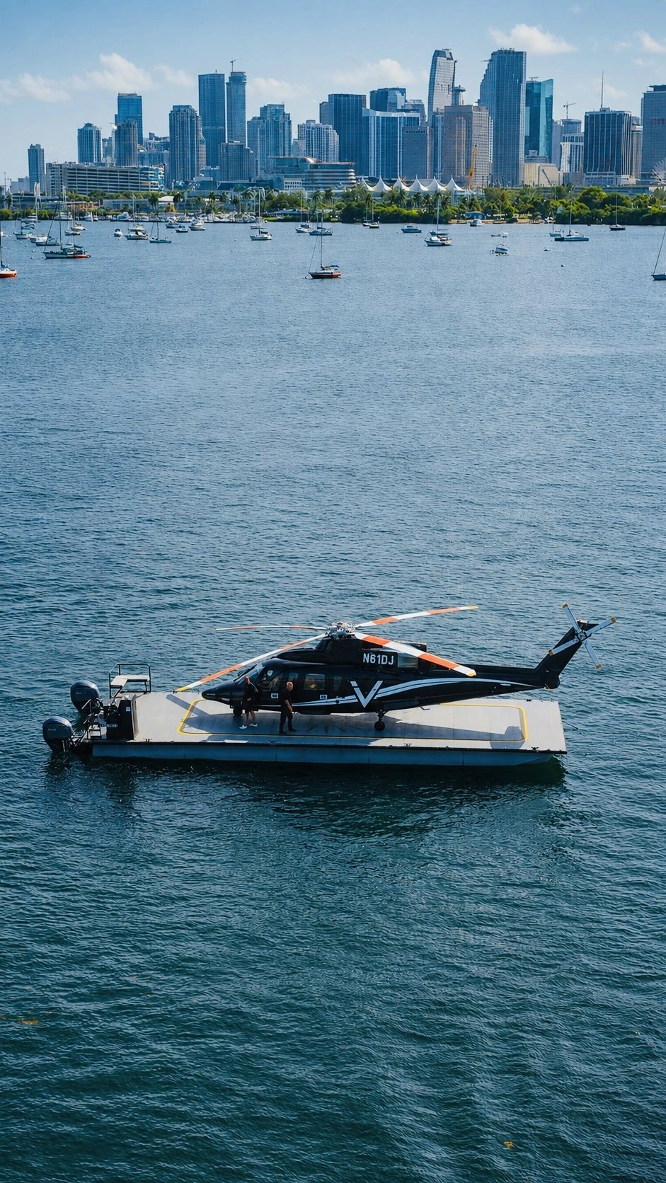 ilandmiami miami helicopter water landing 4063609