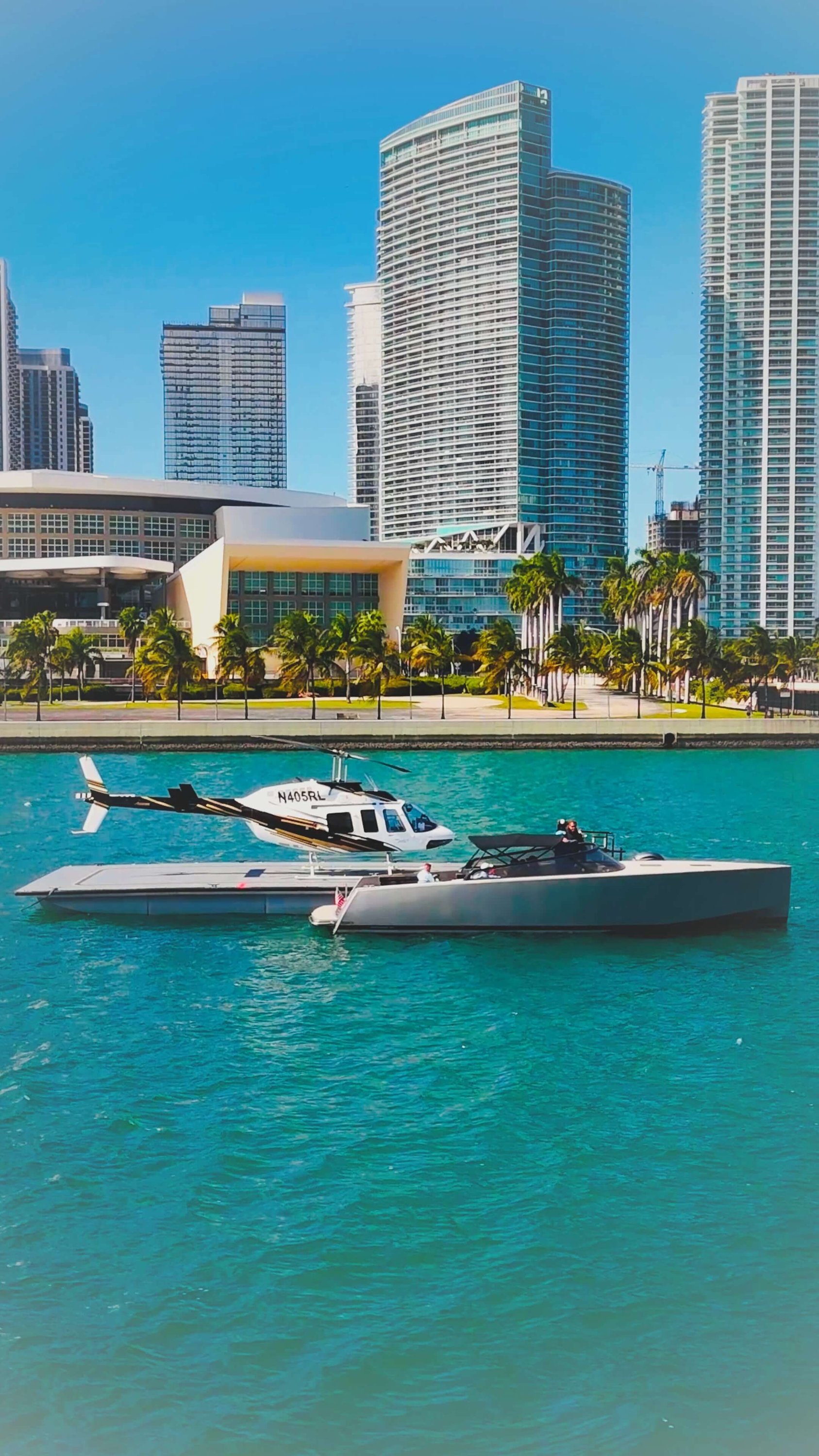 ilandmiami luxury miami helicopter water landing 44