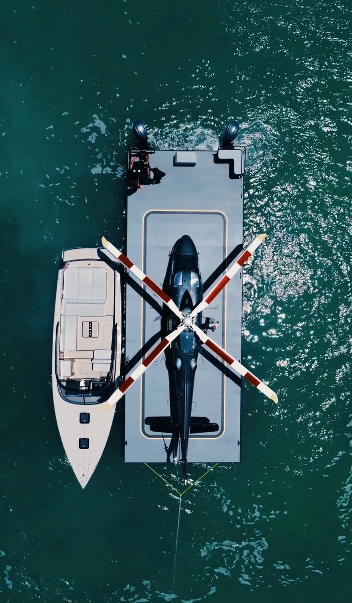 ilandmiami helicopter water landing miami 5946370