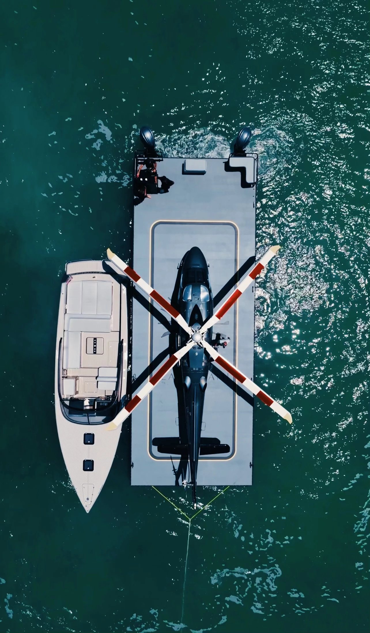 ilandmiami helicopter water landing miami 5946370