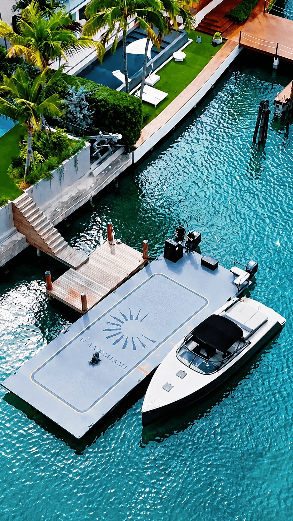 ilandmiami helicopter water landing miami 8752911