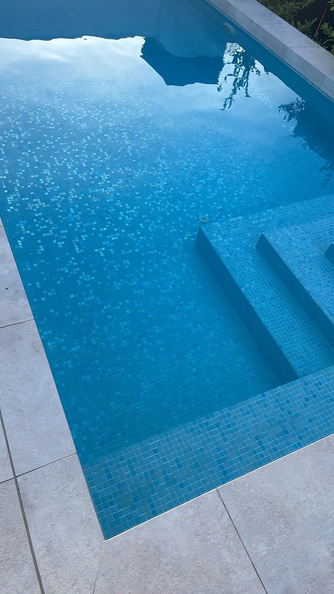 Pool steps and floor cleaned thoroughly