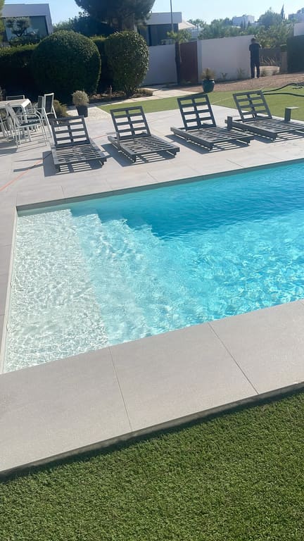 Service complete, pool crystal clear