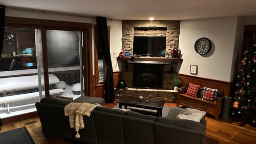 Living Room of Vacation Rental in Snowshoe WV