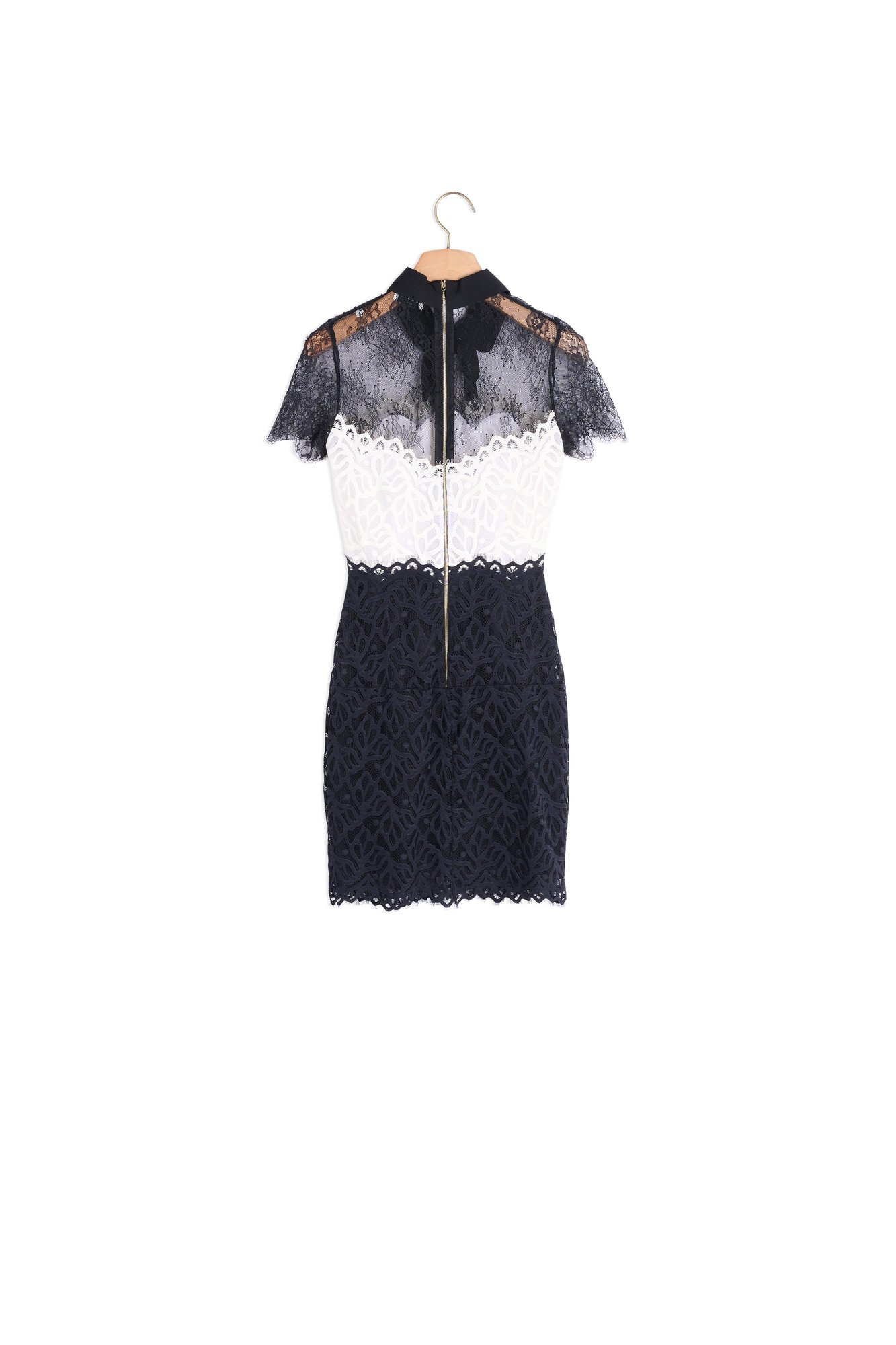 Robe en dentelle bi-couleur