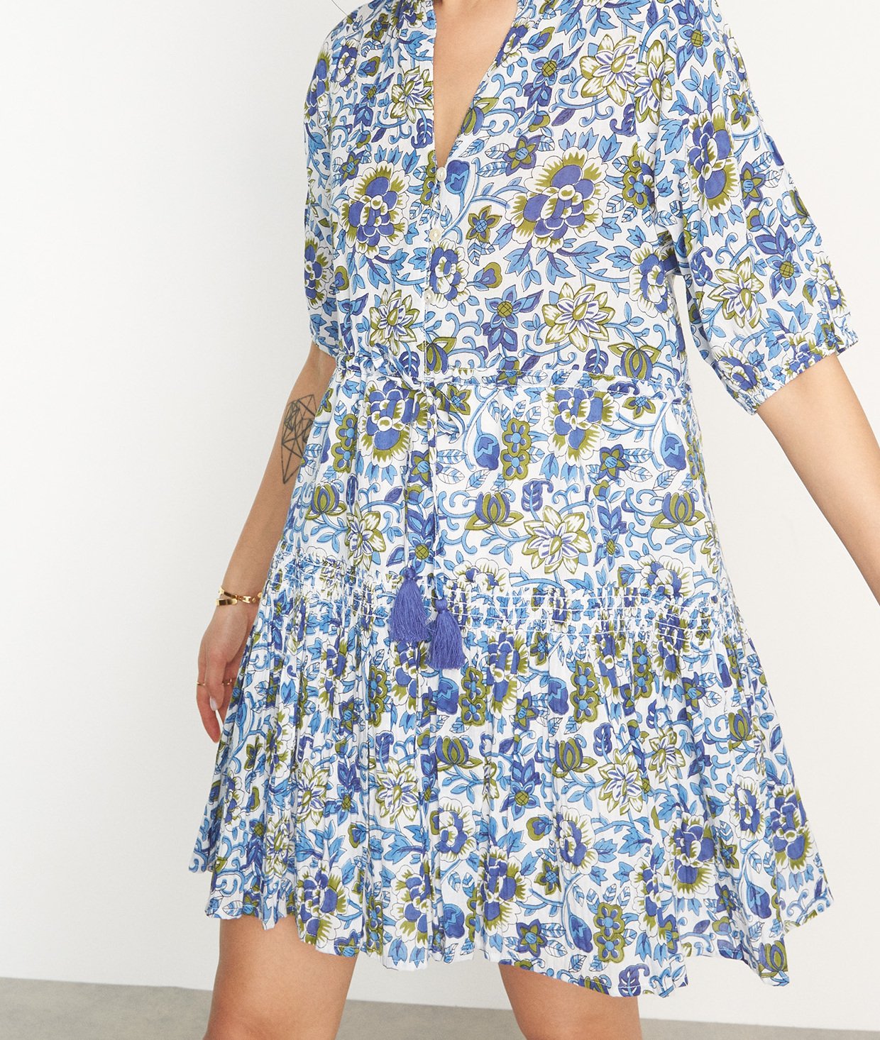 Photo produit Robe courte en coton imprimé blanc et bleu Hana numéro 0