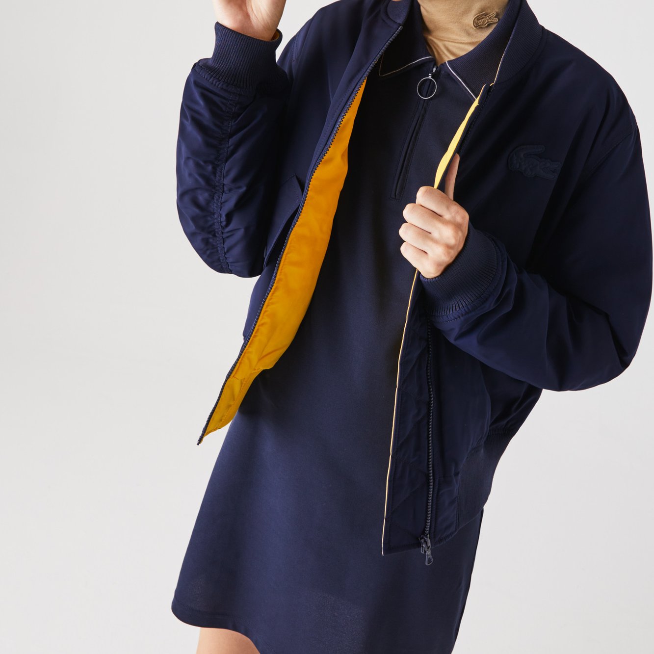 Bomber femme Lacoste seconde main photo 2