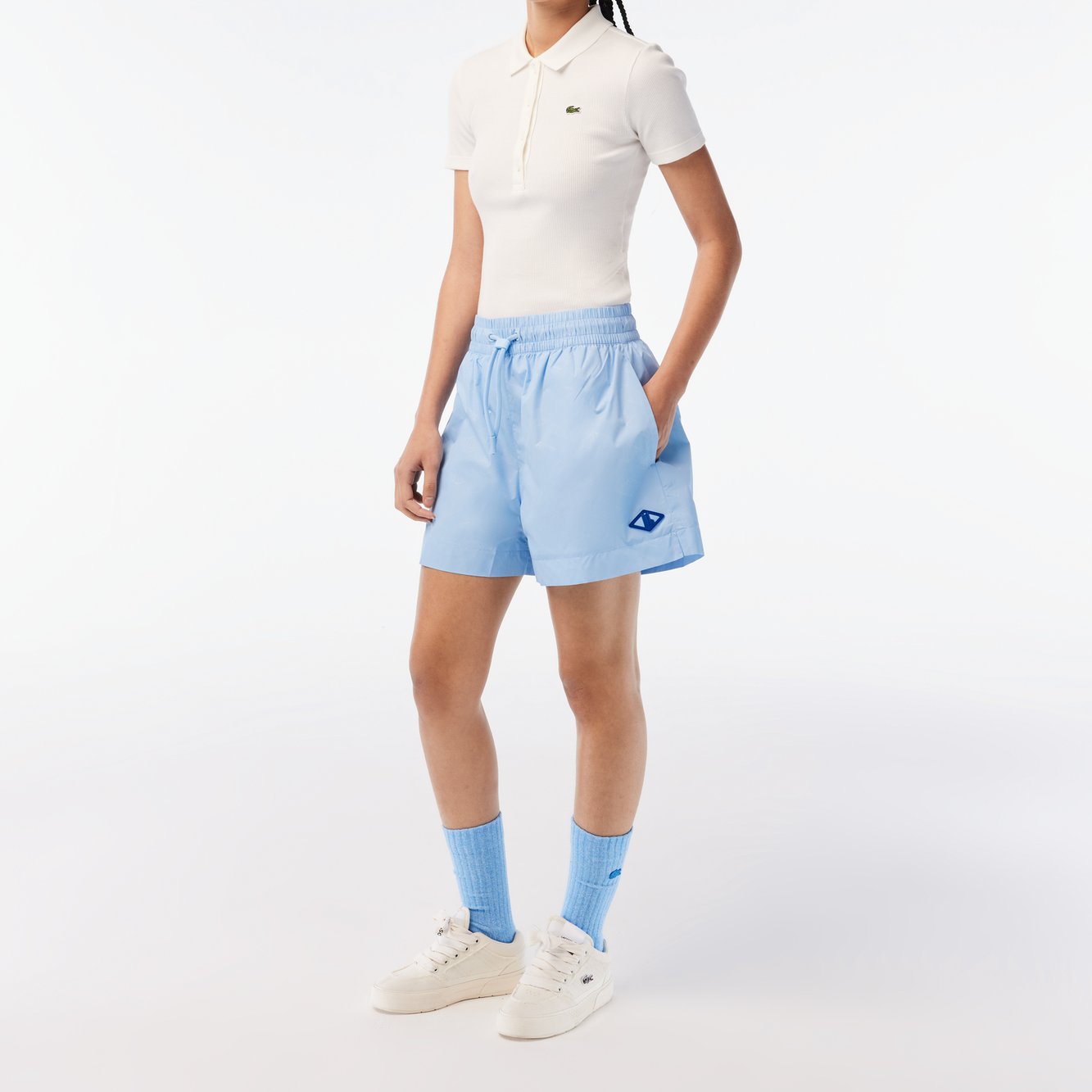 Short femme Lacoste seconde main photo 2