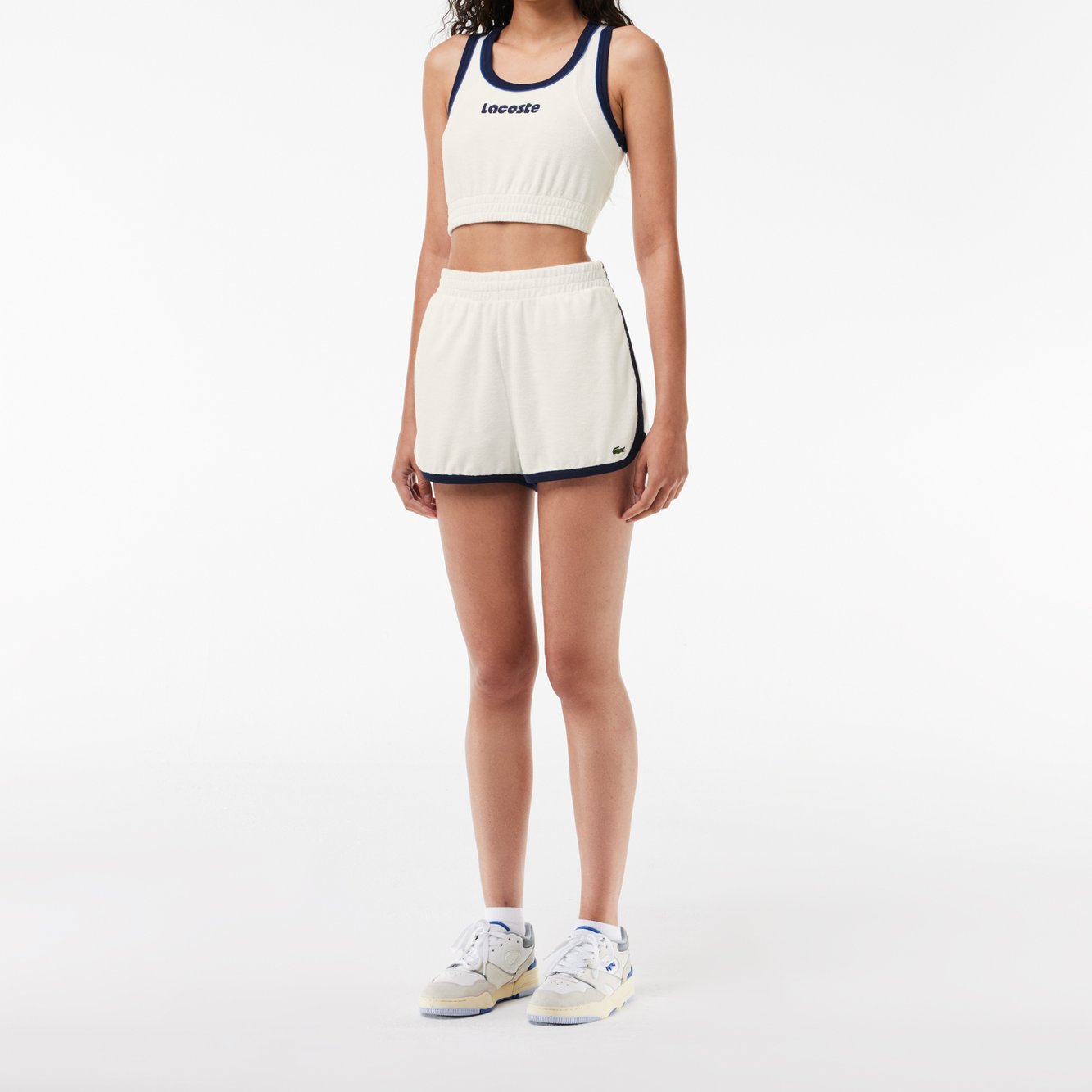 Short femme Lacoste seconde main photo 2