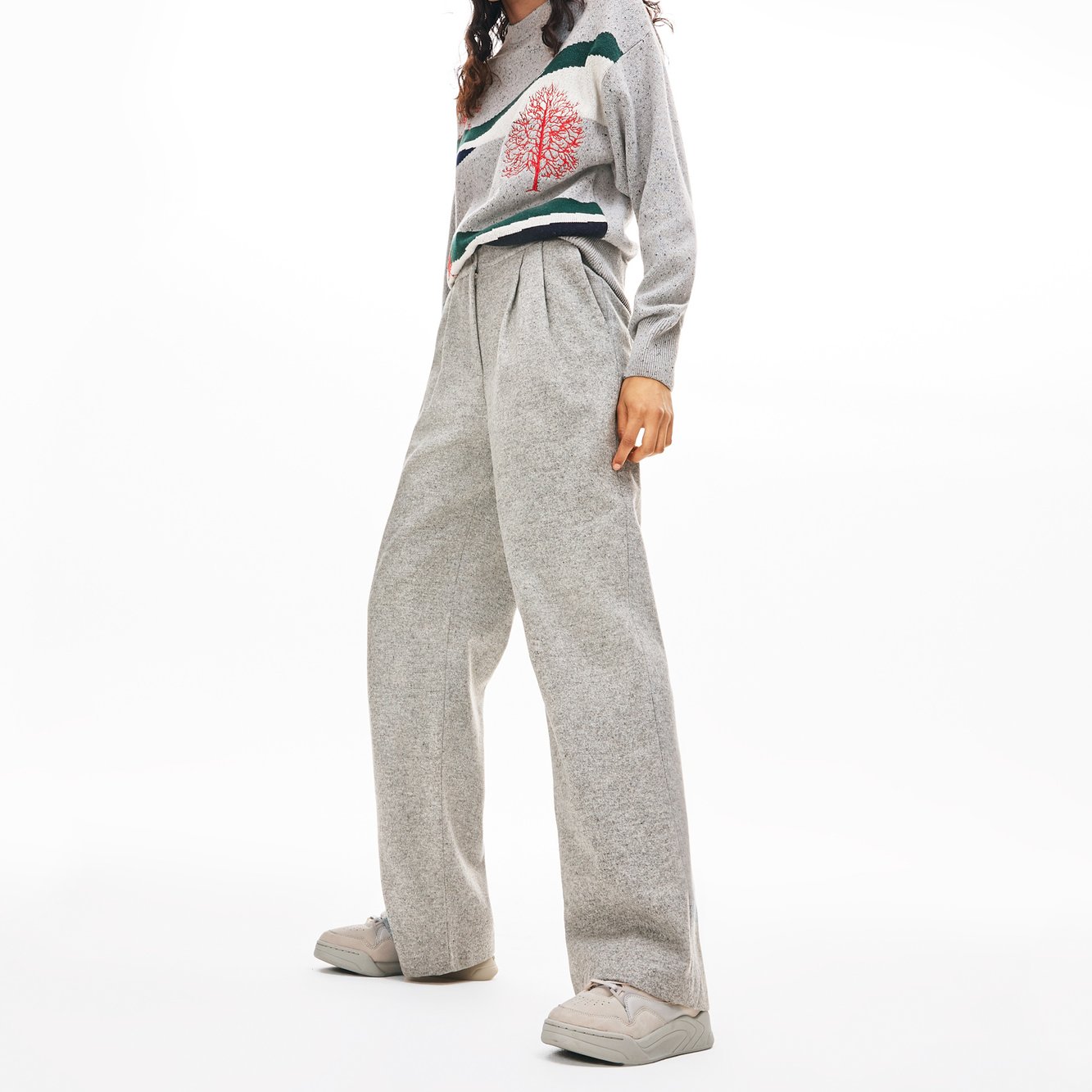 Pantalon femme Lacoste seconde main photo 2