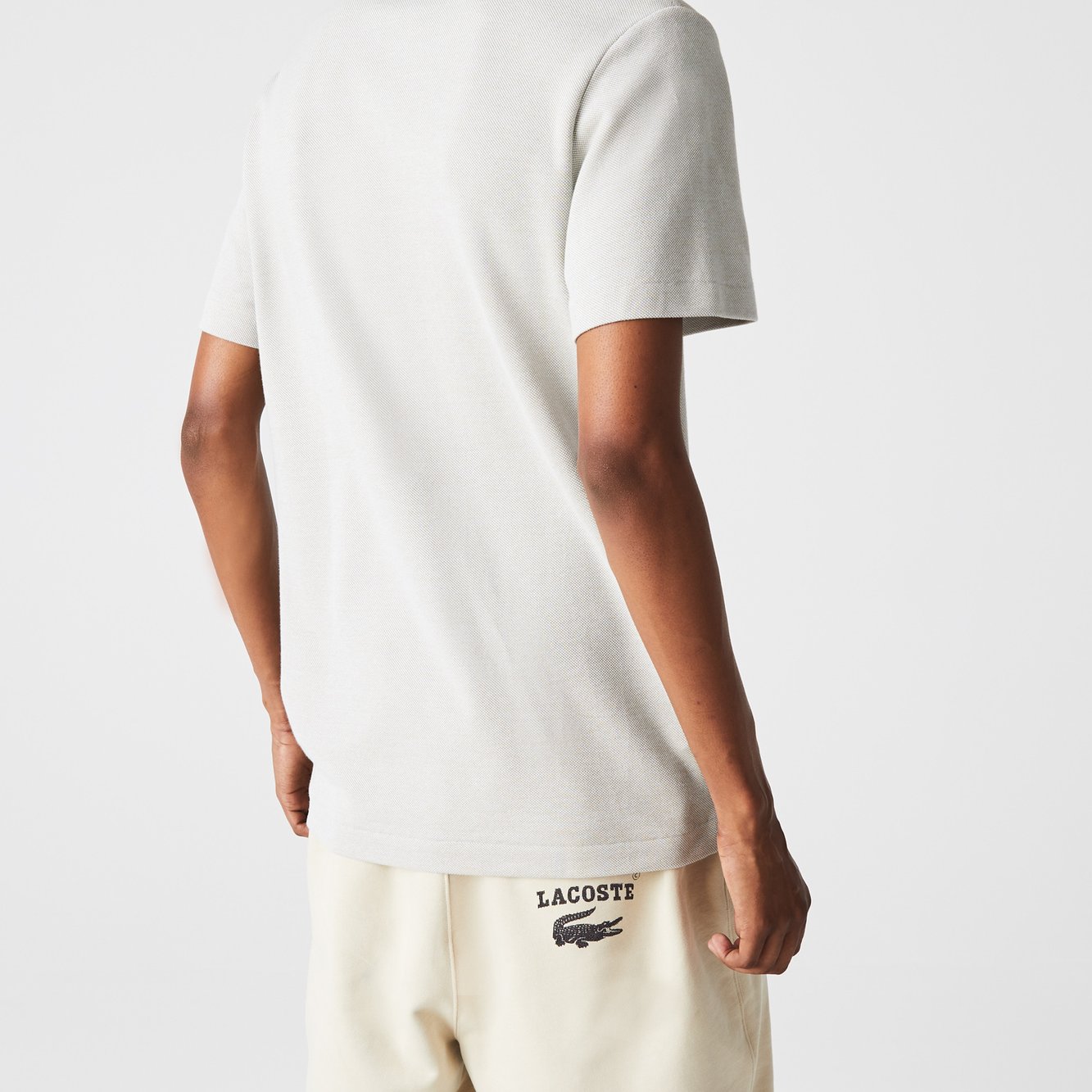 T-shirt homme Lacoste seconde main photo 4