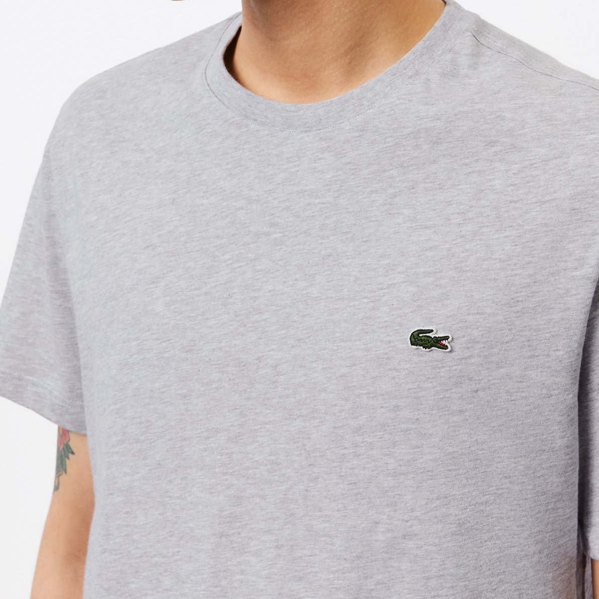 T-shirt homme Lacoste seconde main photo 3
