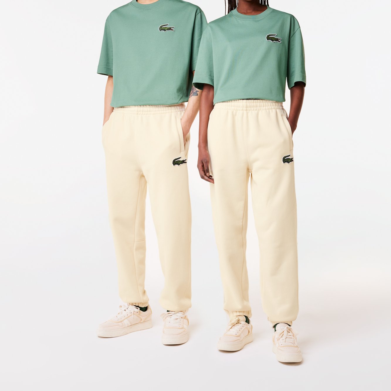 Pantalon unisexe Lacoste seconde main photo 2