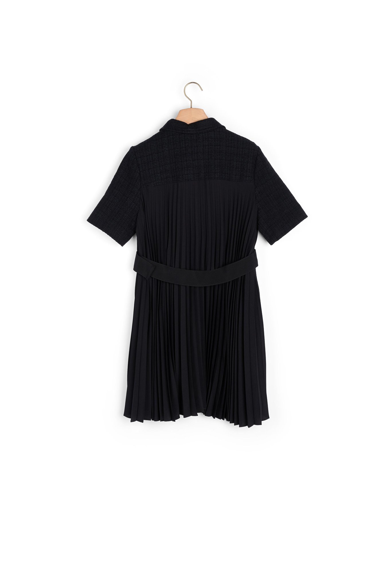 Short-sleeved dress in two materials