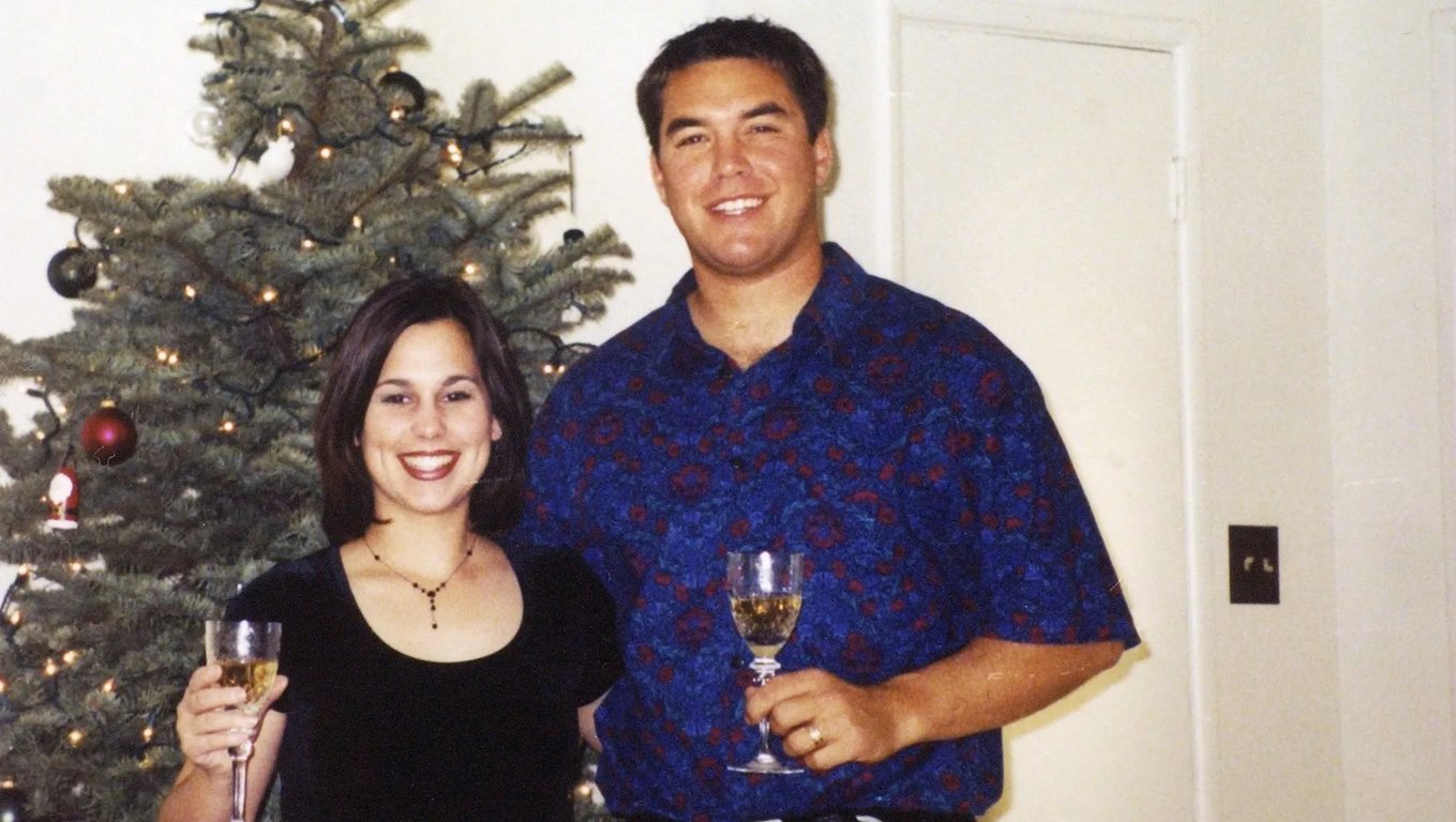 Laci Peterson was had a fun with the husband while having a wine together 