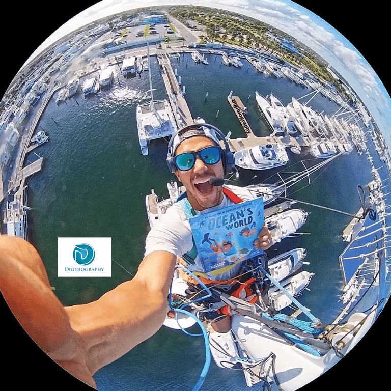 Carlos PenaVega climb the top of the pole and clicked a photo with the ocean world book