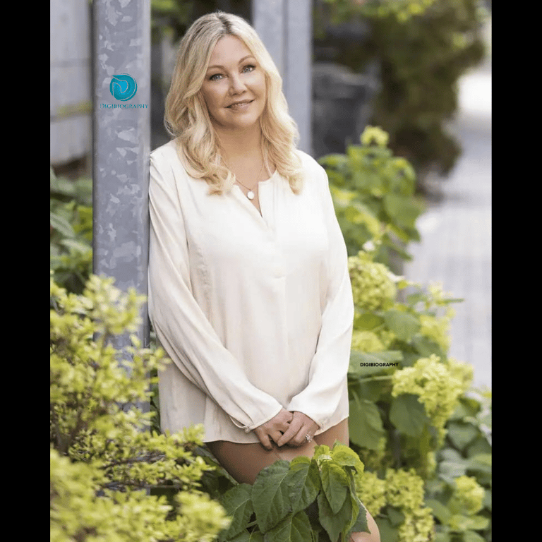 Heather Locklear Net Worth, Age, Young, Daughter, Husband