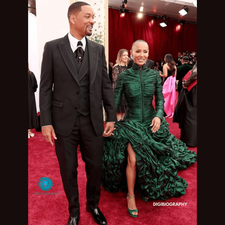 Jada Pinkett Smith attends the award faction with her husband will smith