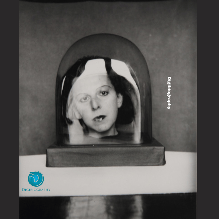 Claude Cahun painting photo