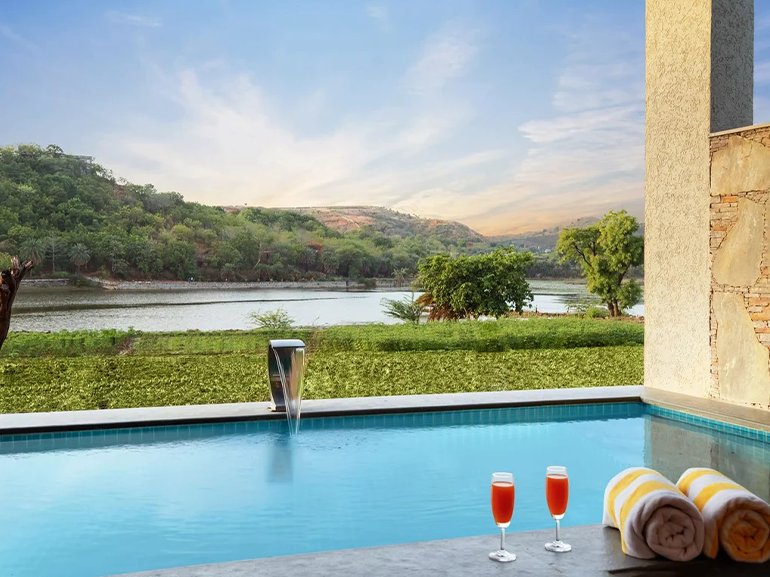 best-hotel-in-Eklingji