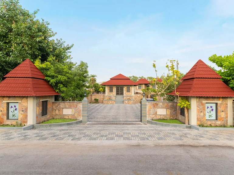 5-star-resorts-in-eklingji