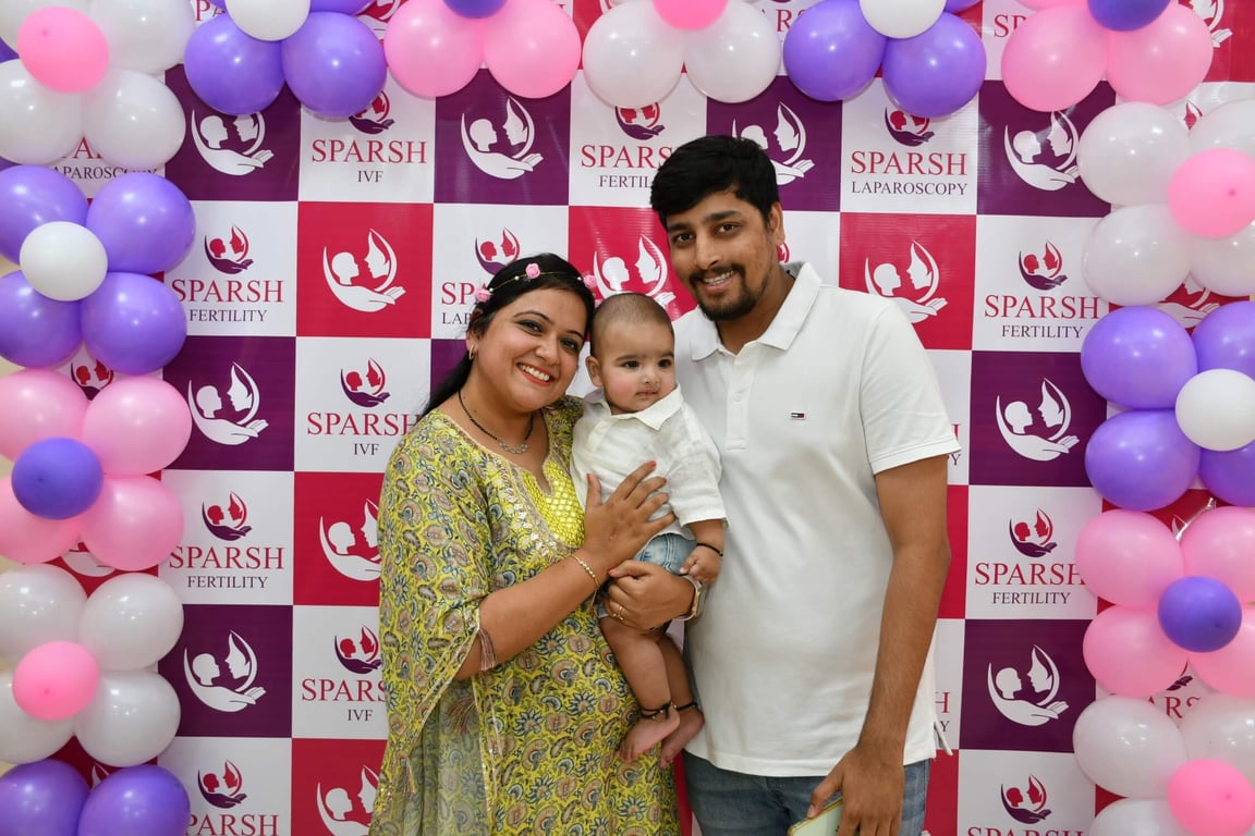 Happy Couple - Mothers Day 2022