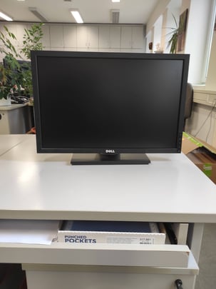 Dell Professional P2210 értékelés Imre e.v. #1