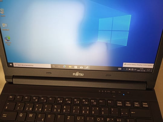 Fujitsu LifeBook E546 értékelés Beatrix #2