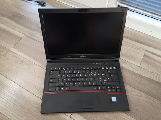 Fujitsu LifeBook E546 hodnotenie Miroslav #1