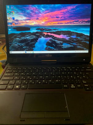 Fujitsu LifeBook T937 (Touchscreen) értékelés Janka #1