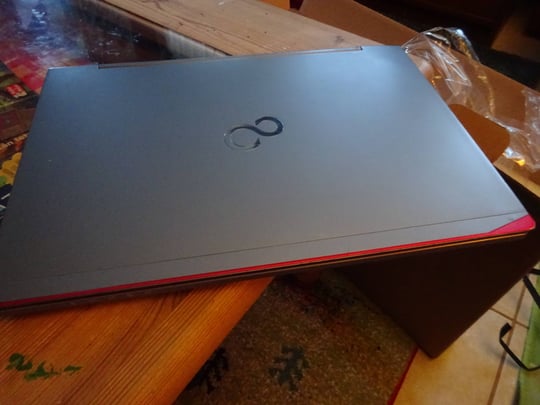 Fujitsu LifeBook U745 (Quality: Bazár) értékelés Tamás #1