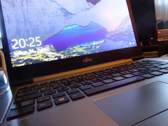 Fujitsu LifeBook U745 (Quality: Bazár) értékelés Tamás #2