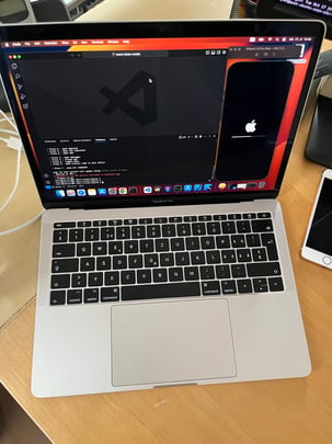 Apple MacBook Pro 13" A1708 mid 2017 Space grey (EMC 3164) értékelés Károly #1