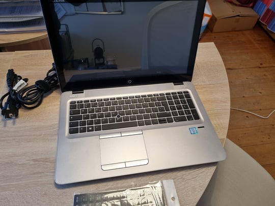 HP EliteBook 850 G3 értékelés Palota Könyvelő Kft. #2