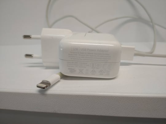 Apple A1401 12W USB for iPhone, ipad and iPod - White - 1640300 #1