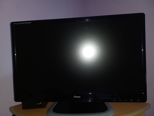 IIYAMA ProLite 2273HDS (HP STAND) értékelés Ferenc #1