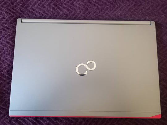 Fujitsu LifeBook E744 értékelés Bernadett #1