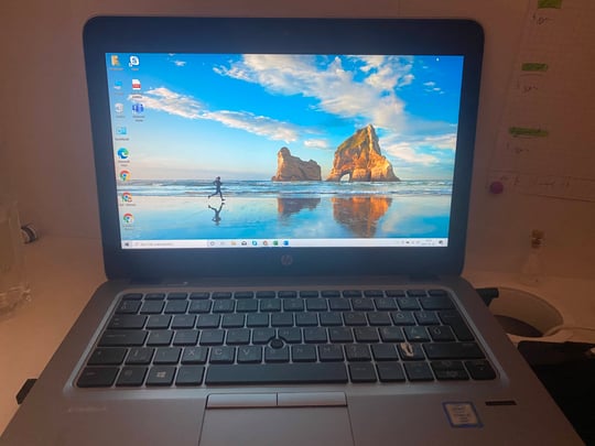 HP EliteBook 820 G3 értékelés Éva #1