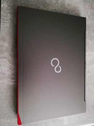 Fujitsu LifeBook U745 értékelés Marek #2