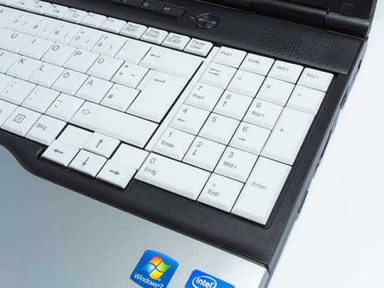 Fujitsu LifeBook E752 - 1521128 #2