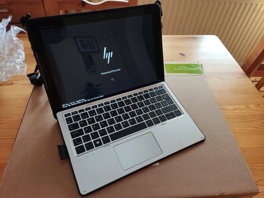 HP Elite x2 1012 G2 tablet notebook (8GB) (Touchscreen) értékelés István #1