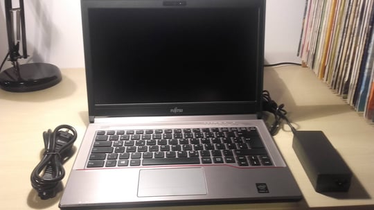 Fujitsu LifeBook E744 értékelés Tamás #1