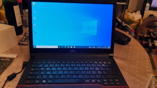 Fujitsu LifeBook E546 értékelés Péter #1