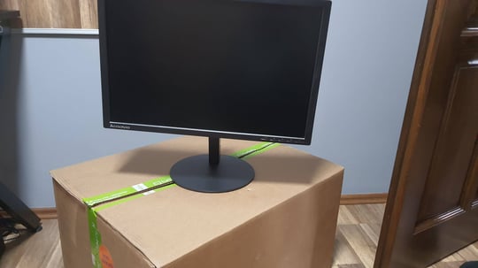 Lenovo ThinkVision T2254p értékelés Péter #1