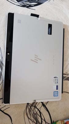 HP Elite x2 1012 G2 tablet notebook értékelés Diána #2