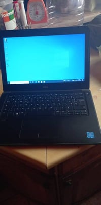 Dell Latitude 3380 értékelés László #1