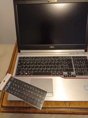 Fujitsu Celsius H770 értékelés Ibolya #1