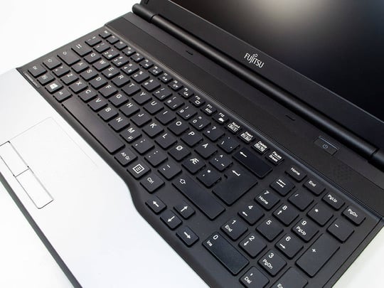 Fujitsu LifeBook A532 - 1524805 #4