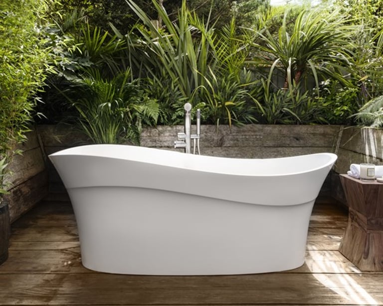 Pescadero Freestanding bath 1695 x 798mm, without overflow image