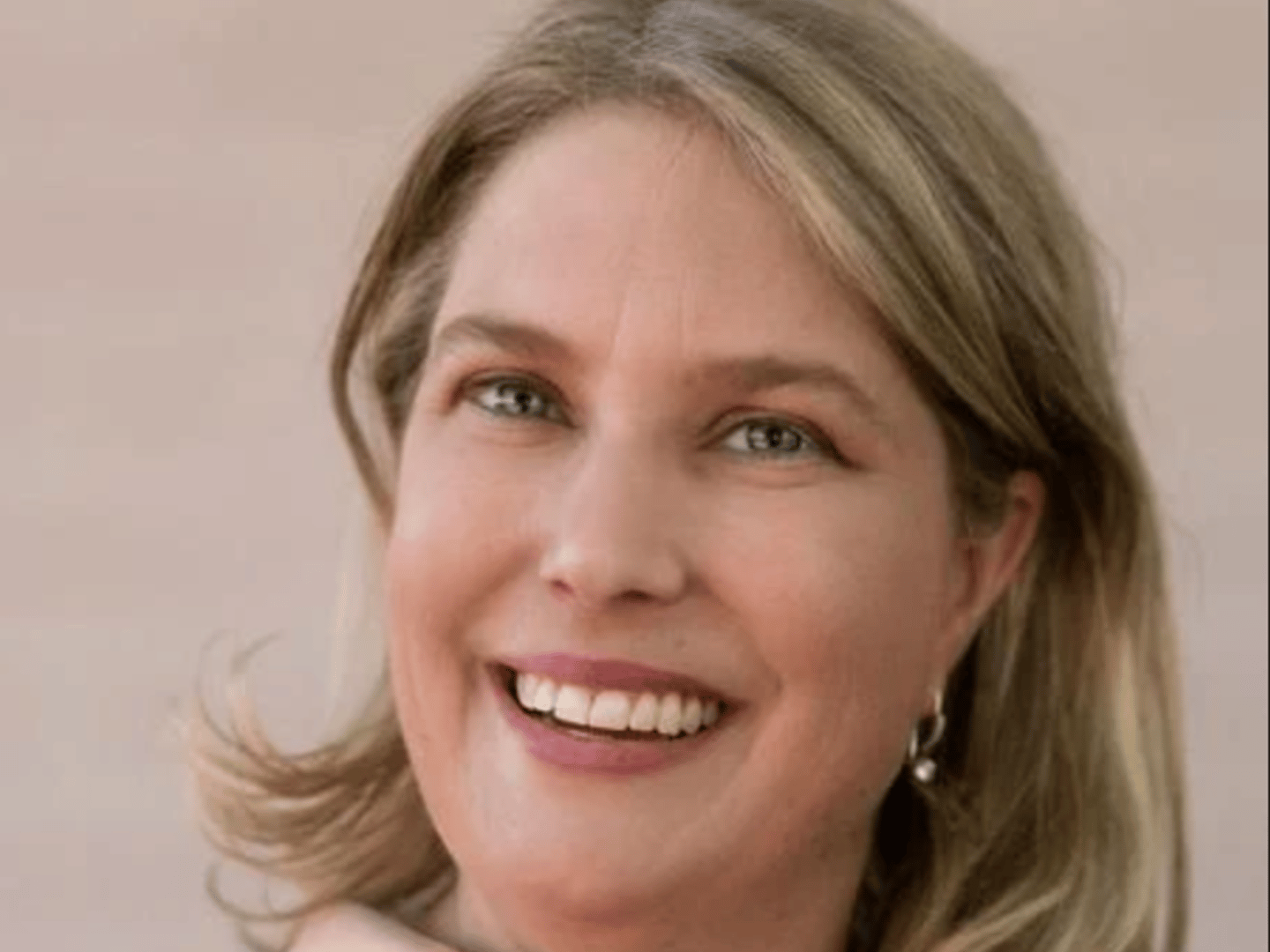 Julie Jakubek: Allstate Insurance